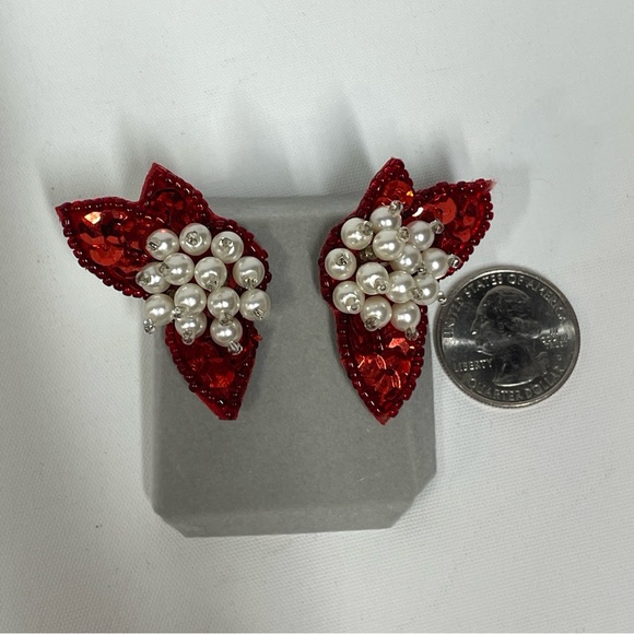 Vintage Red Sequin Pearl Beaded Statement Clip On Earring UG Holiday Ole Miss - Picture 3 of 7